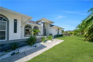 3305 5th Street, Lehigh Acres, FL 33976 - MLS#2026009002