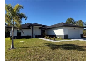 8285 Agate St, Port Charlotte