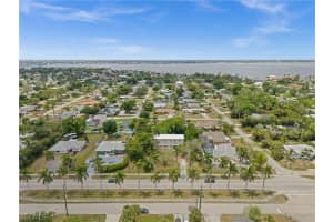 12430 McGregor Boulevard, Fort Myers, FL 33919 Sold 02/27/26