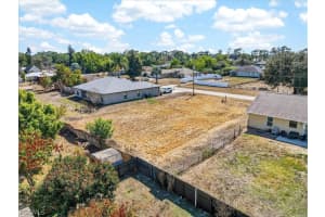 3908 5th Street, Lehigh Acres, FL 33971 - MLS#2026009058