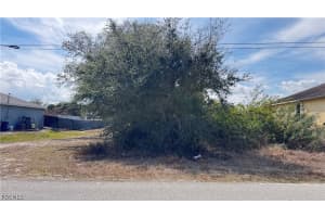 480 Redwing Street, Lehigh Acres, FL 33974 - MLS#2026009065