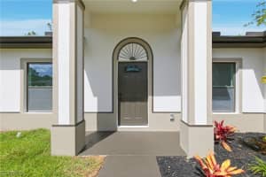 2524 33RD Street, Lehigh Acres, FL 33972 - MLS#2026009068