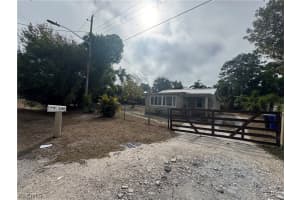 3768 Desoto Avenue, Fort Myers, FL 33916 - MLS#2026009103