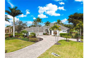 8201 Glenfinnan Cir, Fort Myers