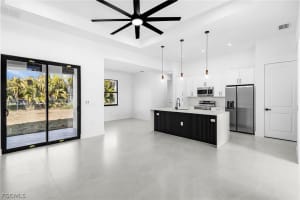 1102 4th Place, Cape Coral, FL 33909 - MLS#2026009151