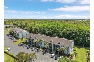 9610 Green Cypress Ln 15, Fort Myers