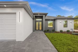 628 Locust Avenue, Lehigh Acres, FL 33974 - MLS#2026009203