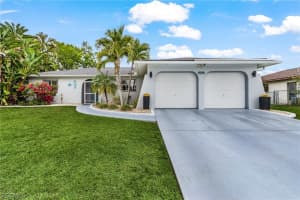 919 Se 19th Ter, Cape Coral