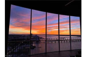 2743 1st Street, Fort Myers, FL 33916 - MLS#2026009276