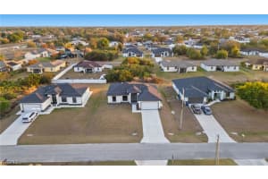 2511 12th Street, Lehigh Acres, FL 33976 - MLS#2026009283