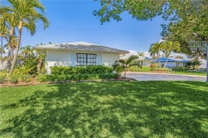 1323 Tanglewood Parkway, Fort Myers, FL 33919 - MLS#2026009288