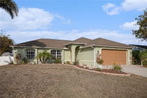 2706 3rd Place, Cape Coral, FL 33914 - MLS#2026009290