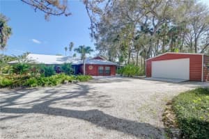 4601 Orange River Loop Road, Fort Myers, FL 33905 - MLS#2026009323