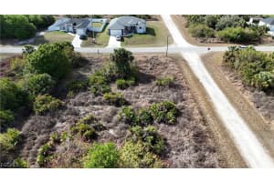 739 Cardinal Street, Lehigh Acres, FL 33974 - MLS#2026009327