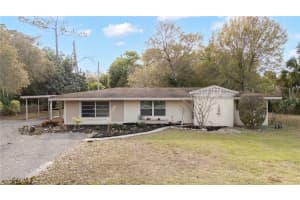 4220 Woodbrier Drive, Fort Myers, FL 33905 - MLS#2026009391