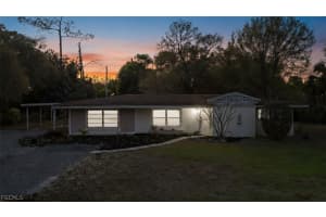 4220 Woodbrier Drive, Fort Myers, FL 33905 - MLS#2026009391