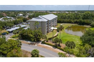 19870 Breckenridge Dr 207, Estero