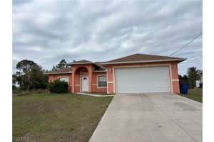 2902 Colin Avenue, Lehigh Acres, FL 33976 - MLS#2026009423