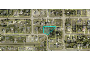 627 Chattman Street, Lehigh Acres, FL 33974 - MLS#2026009508