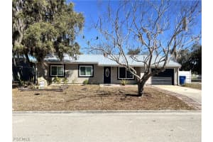 4040 S Edgewater Cir, Labelle