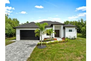 413 Hedgewood St, Lehigh Acres