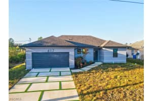 417 Mercedes Court, Lehigh Acres, FL 33972 - MLS#2026009633