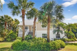 739 Anchor Dr, Sanibel