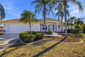 828 Sw 52nd St, Cape Coral
