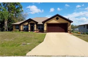 506 Desoto Avenue, Lehigh Acres, FL 33972 - MLS#2026009688