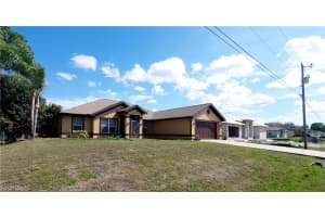 506 Desoto Avenue, Lehigh Acres, FL 33972 - MLS#2026009688
