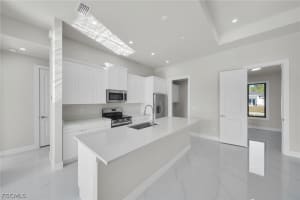 2913 14th Street, Lehigh Acres, FL 33971 - MLS#2026009712