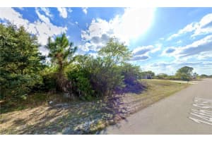 3903 14th Street, Lehigh Acres, FL 33976 - MLS#2026009742