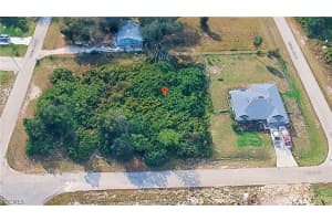 3903 14th Street, Lehigh Acres, FL 33976 - MLS#2026009742