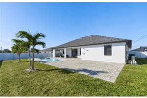 922 8th Terrace, Cape Coral, FL 33993 - MLS#2026009788