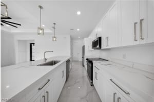 4103 10th Street, Lehigh Acres, FL 33971 - MLS#2026009791