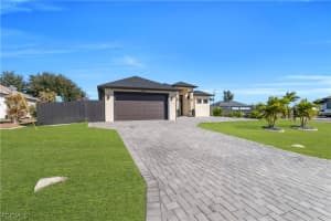 1401 1st Street, Cape Coral, FL 33993 - MLS#2026009813