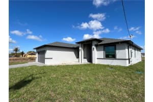 4020 34th Street, Lehigh Acres, FL 33976 - MLS#2026009819