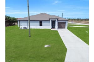 2101-2103 Unice Avenue, Lehigh Acres, FL 33971 - MLS#2026009820