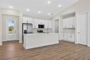 618 30th Terrace, Cape Coral, FL 33914 - MLS#2026009847