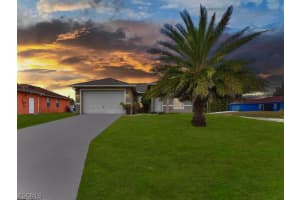 2900 Colin Avenue, Lehigh Acres, FL 33976 - MLS#2026009903