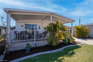 154 Overland Trail, North Fort Myers, FL 33917 - MLS#2026009930