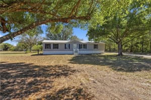 1446 Seminole Avenue, Labelle, FL 33935 - MLS#2026009931