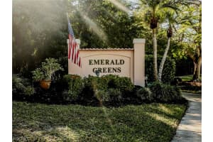 732 Woodshire Ln I1, Naples