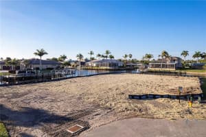 3303 18th Place, Cape Coral, FL 33904 - MLS#2026010026