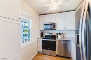 1724 Pine Valley Drive, Fort Myers, FL 33907 - MLS#2026010042