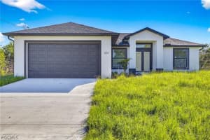 333 PINEHURST Avenue, Lehigh Acres, FL 33974 - MLS#2026010103