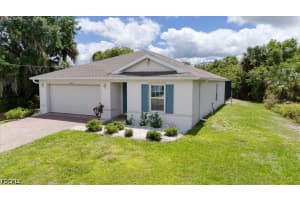 2004 Jeronimo Road, Labelle, FL 33935 - MLS#2026010110