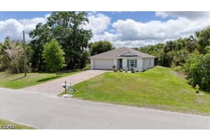2004 Jeronimo Road, Labelle, FL 33935 - MLS#2026010110