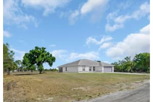 7500 5th Terrace, Labelle, FL 33935 - MLS#2026010147
