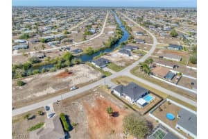 537 18th Place, Cape Coral, FL 33993 - MLS#2026010241